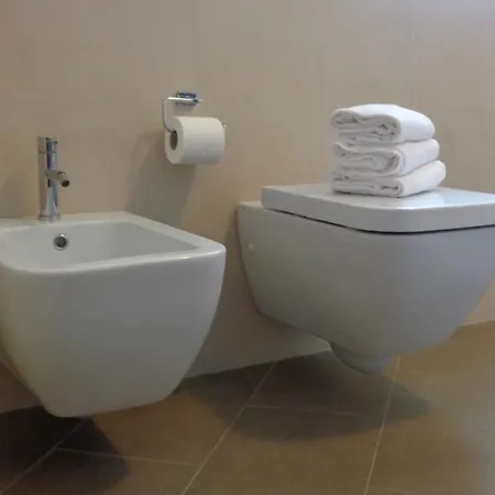 La Casa In Rivalta Feriehus Verduno